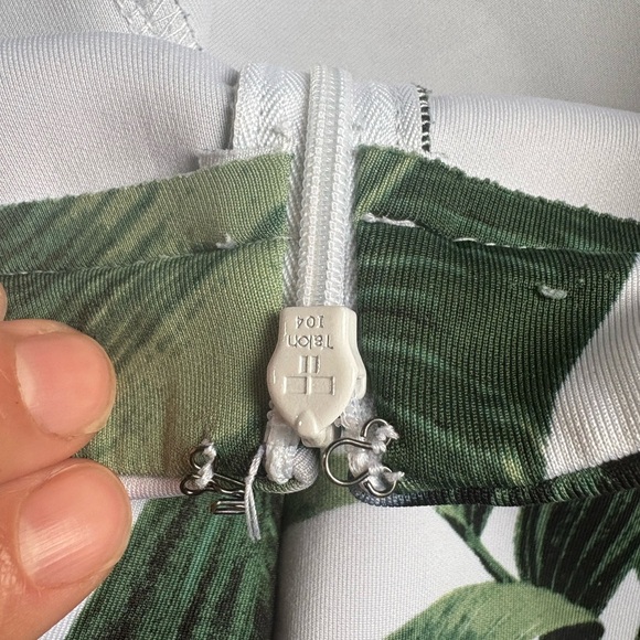 Abercrombie and fitch skort - Picture 4 of 6